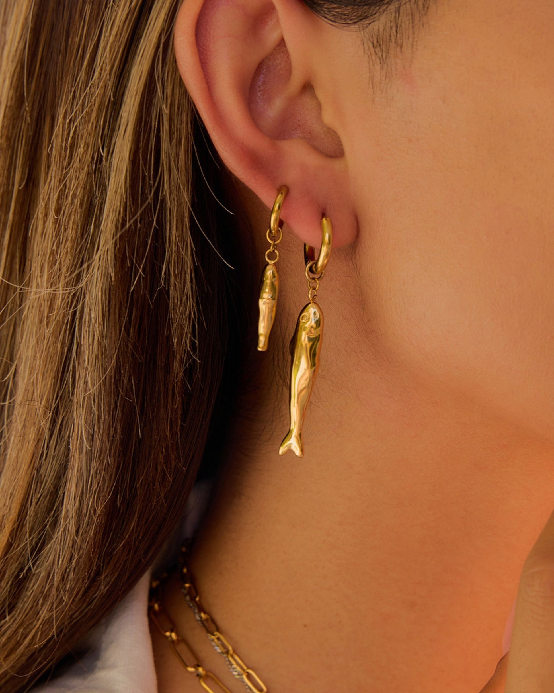 Gold_Lilo_Fish_Earrings_3