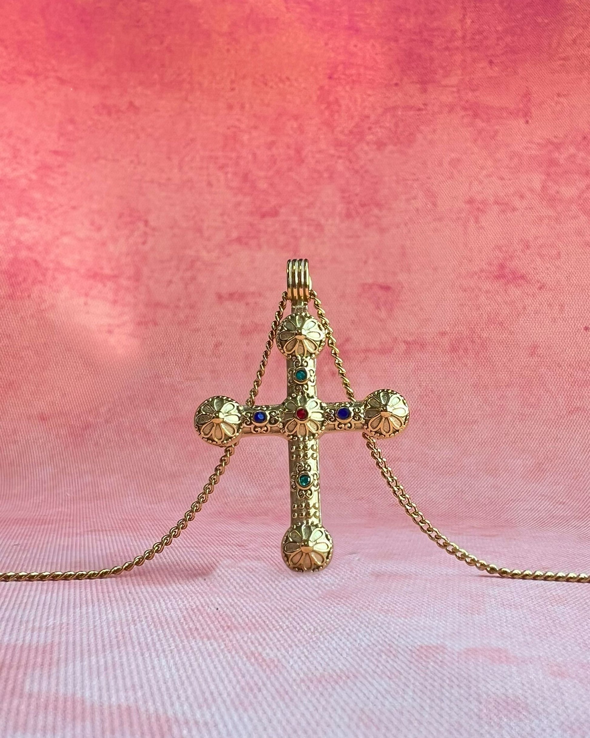 Gold_Lucia_Floral_Cross_Necklace_8