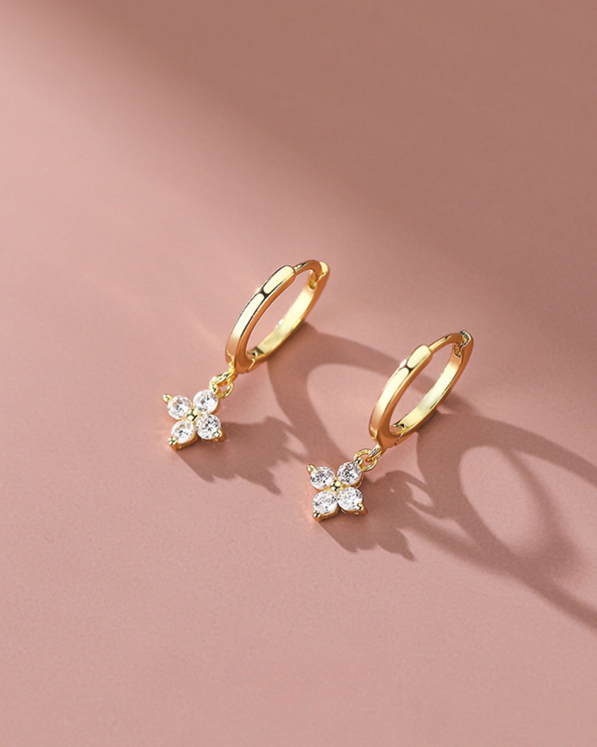 Gold_Lucky_Clover_Earrings_3