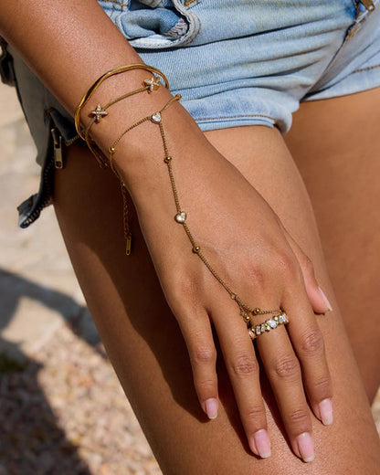 Gold_Nora_Flow_Bangle_4
