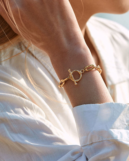 Gold_Nova_Link_Bracelet_2