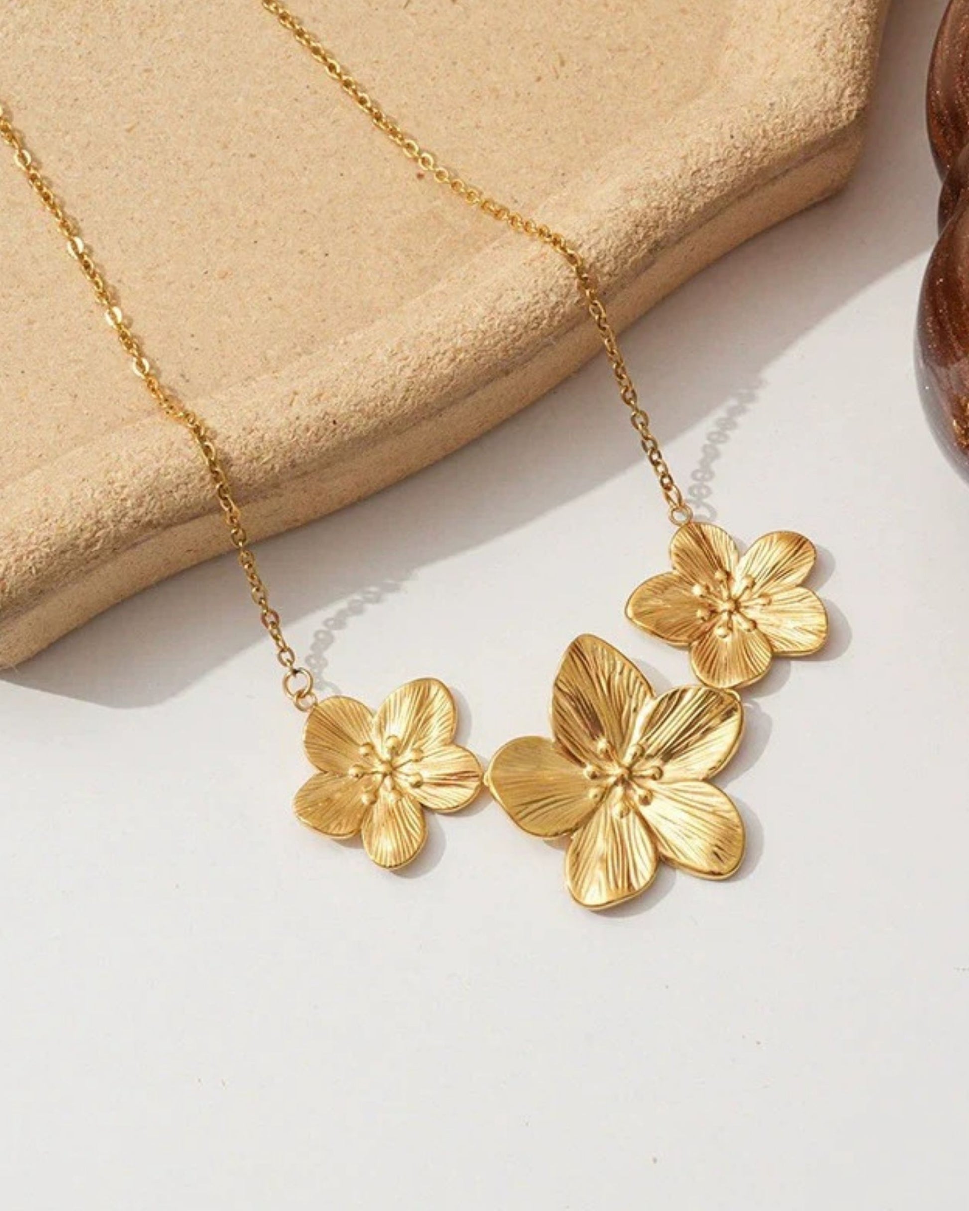Gold_Petal_Fall_Necklace_4