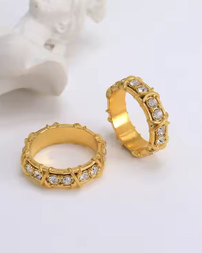 Gold_Radiant_Cross_Ring_4