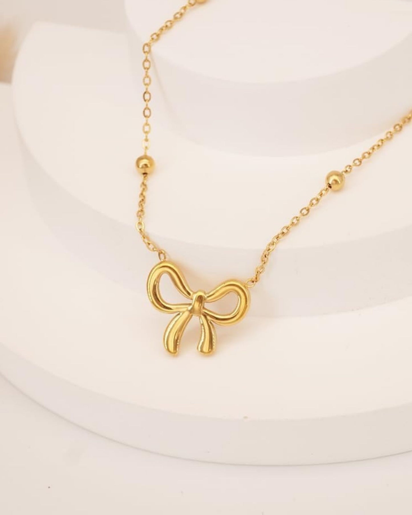 Gold_Ribbon_Bow_Necklace_3