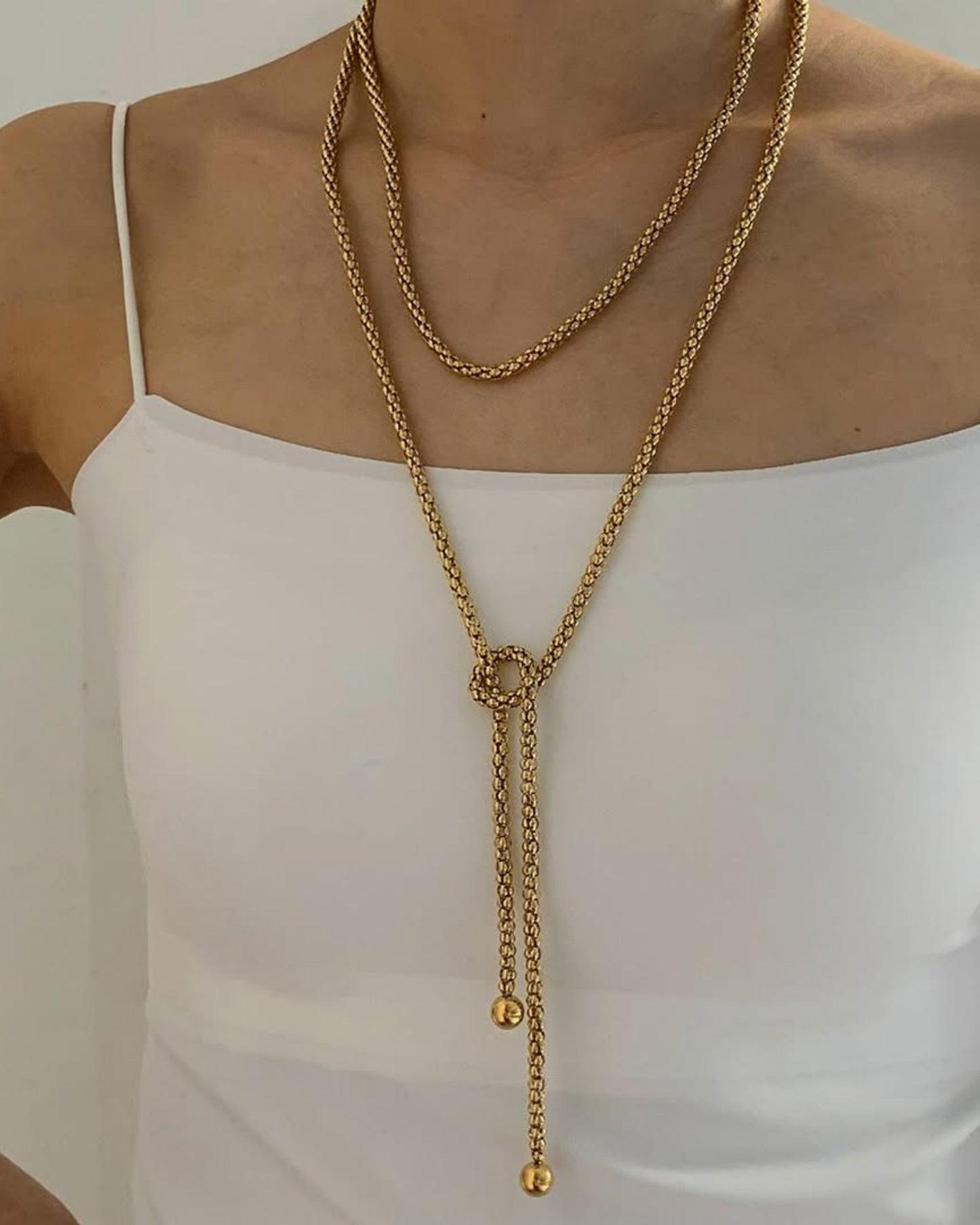 Gold_Runaway_Muse_Necklace_2
