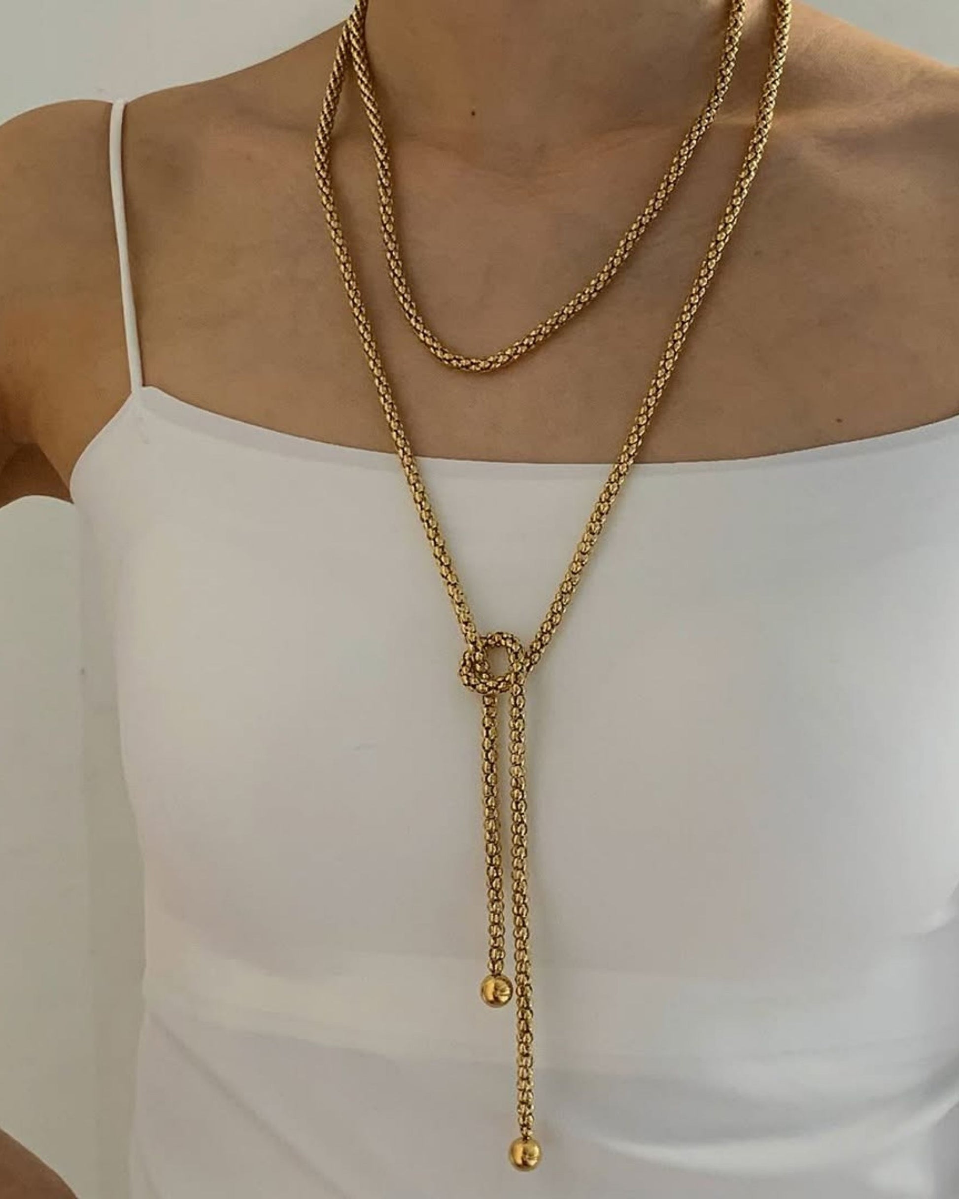 Gold_Runaway_Muse_Necklace_2