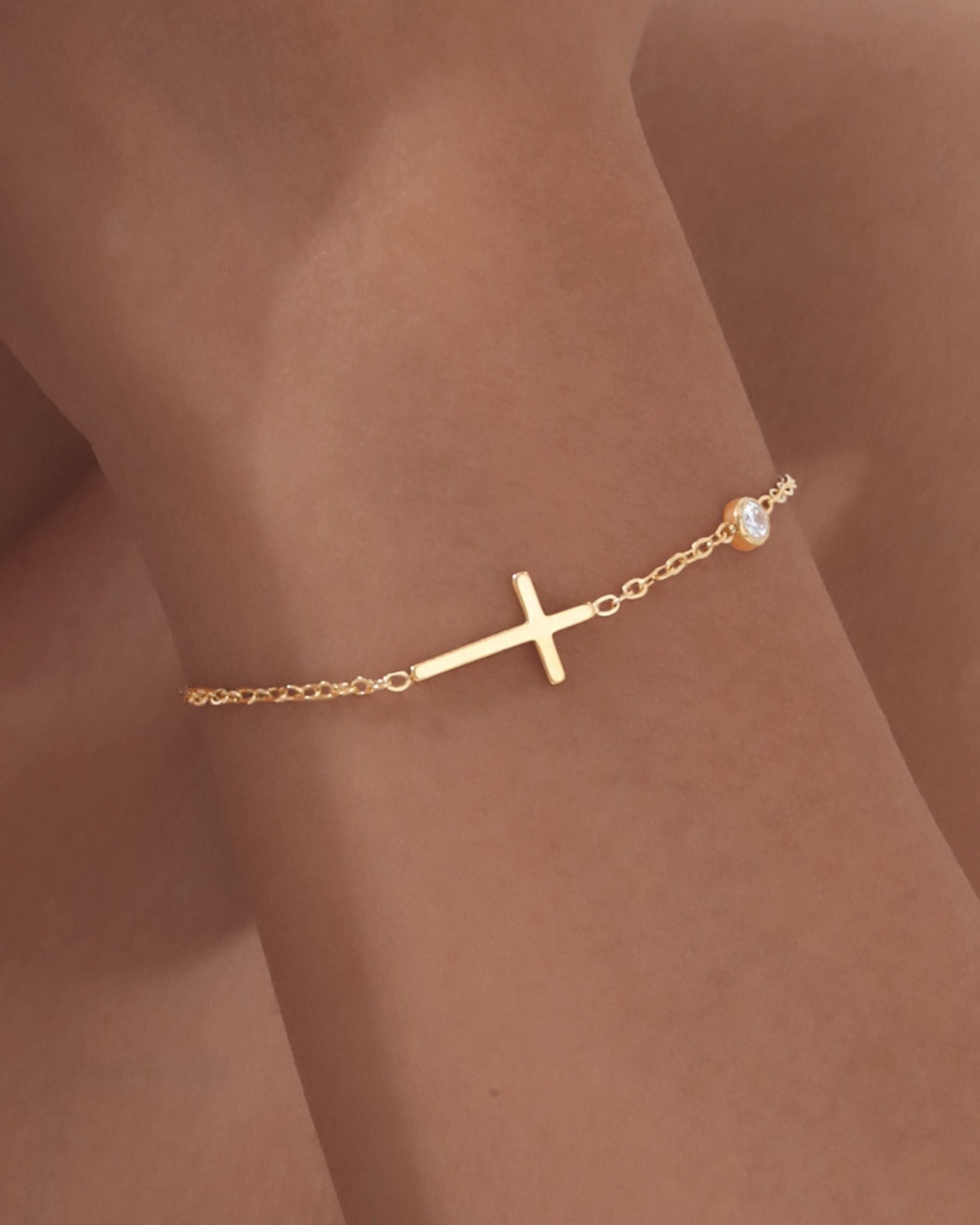 Gold_Solis_Cross_Birthstone_Bracelet_2