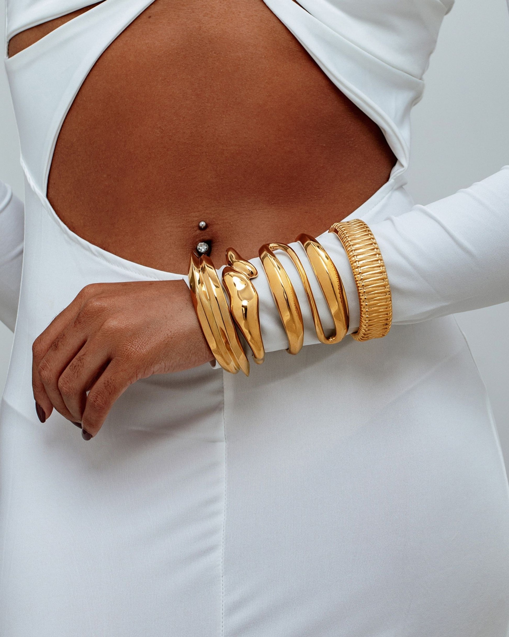 Gold_Spinewave_Bangle_4