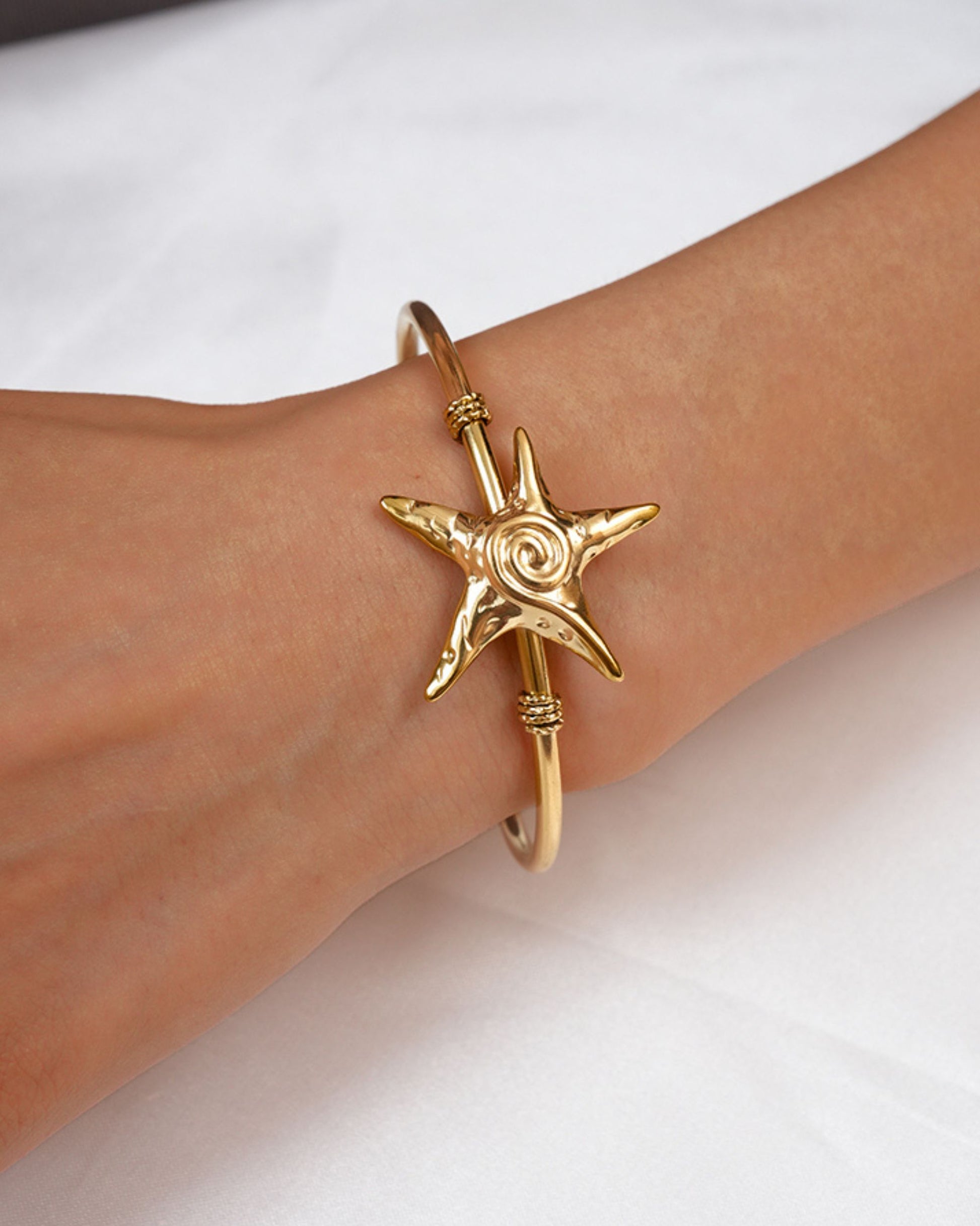 Gold_Starfell_Numa_Bangle_7