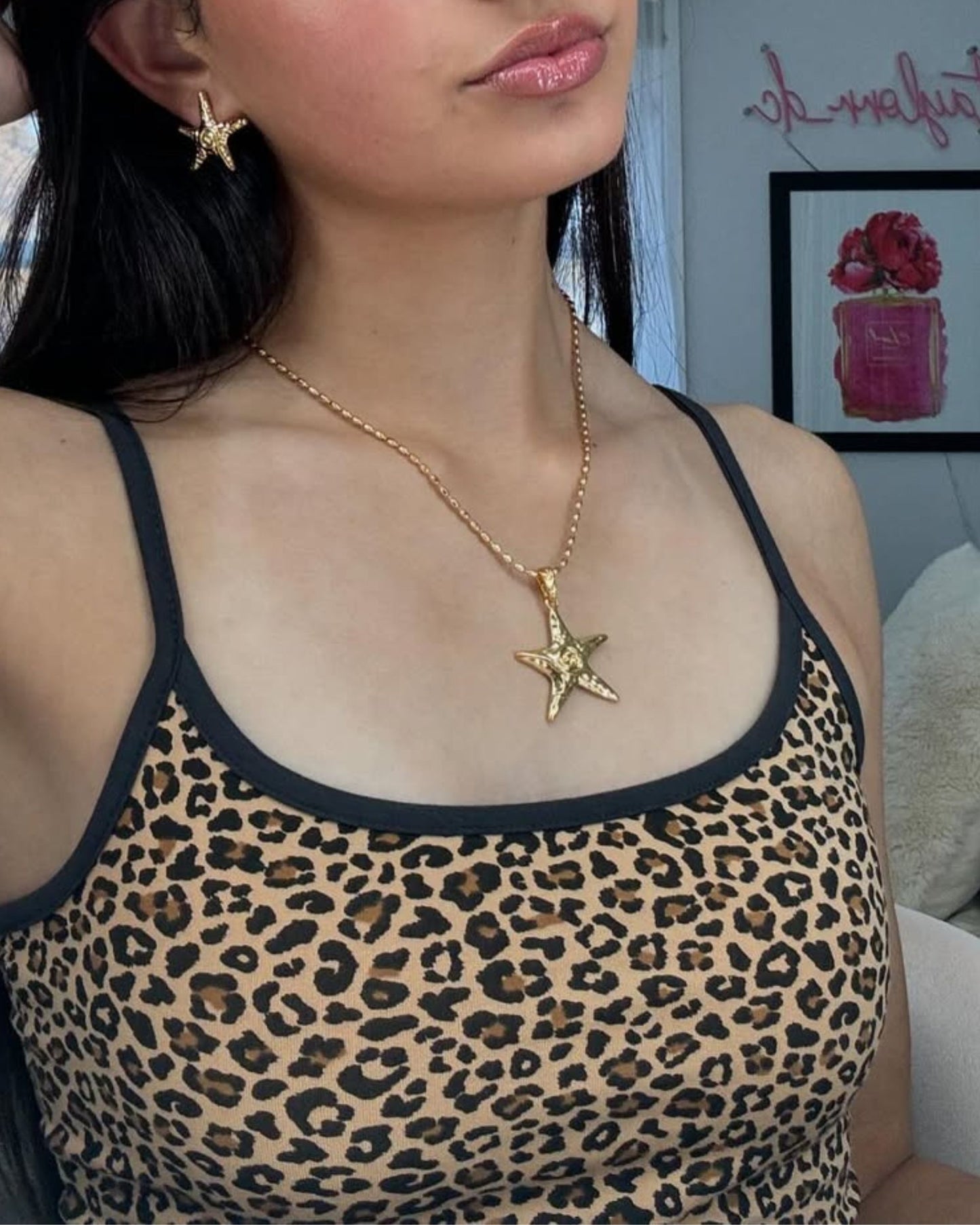 Gold Starfish Whirl Necklace