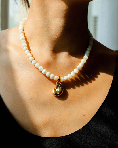 Gold_Talia_Shell_Necklace_4