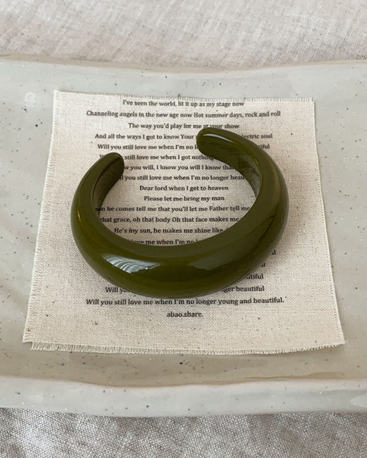 Green_Slow_Resin_Project_Open_Bangle_1