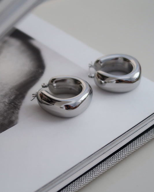 Silver_Chunky_Square_Hoop_Earrings_1