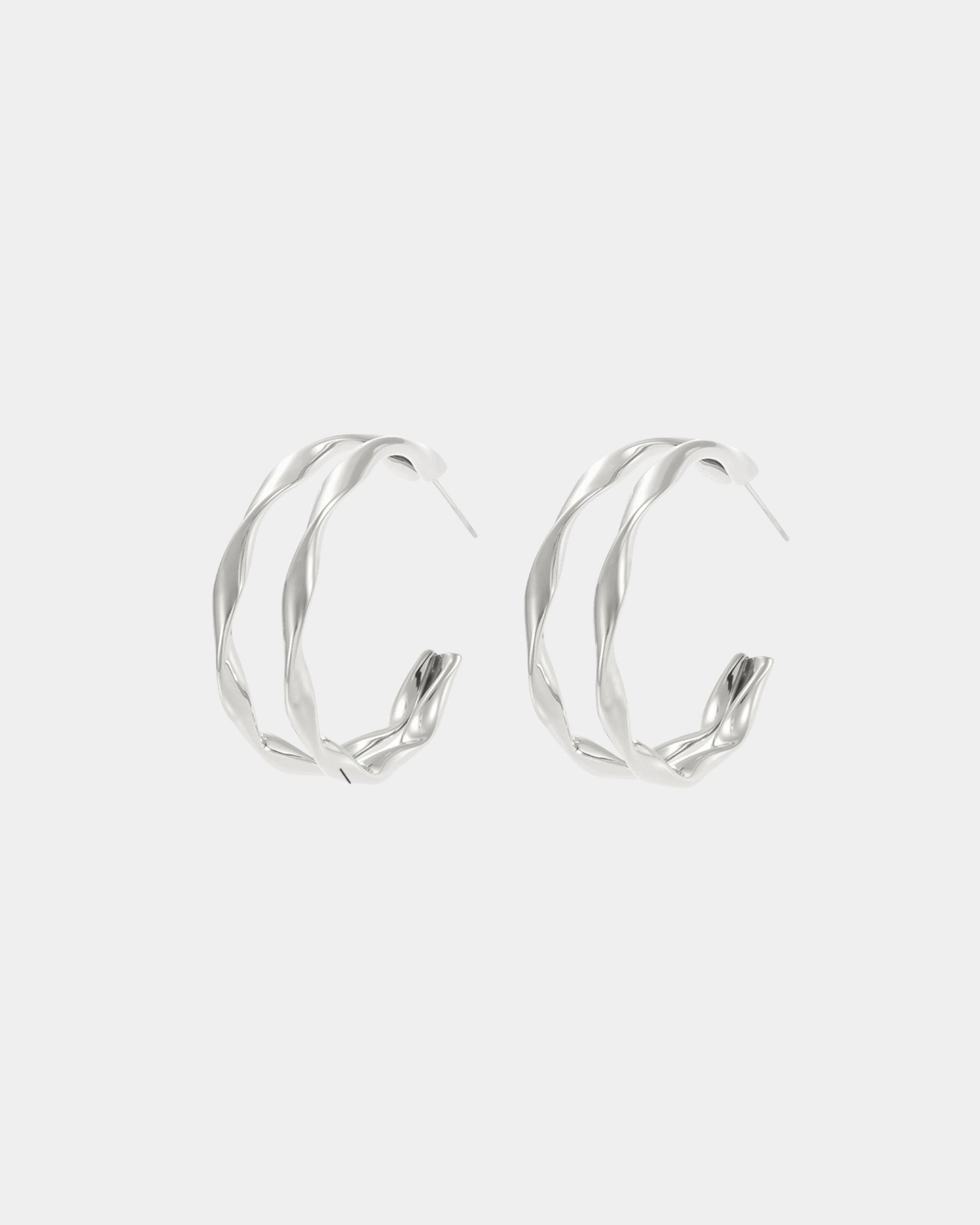 Silver_Clueless_Curve_Earrings_1