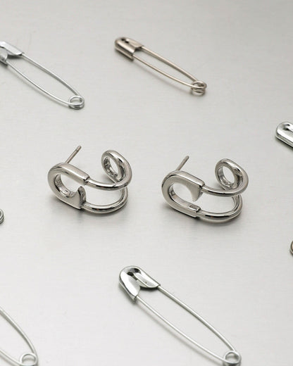 Silver_Coil_Frame_Earrings_3