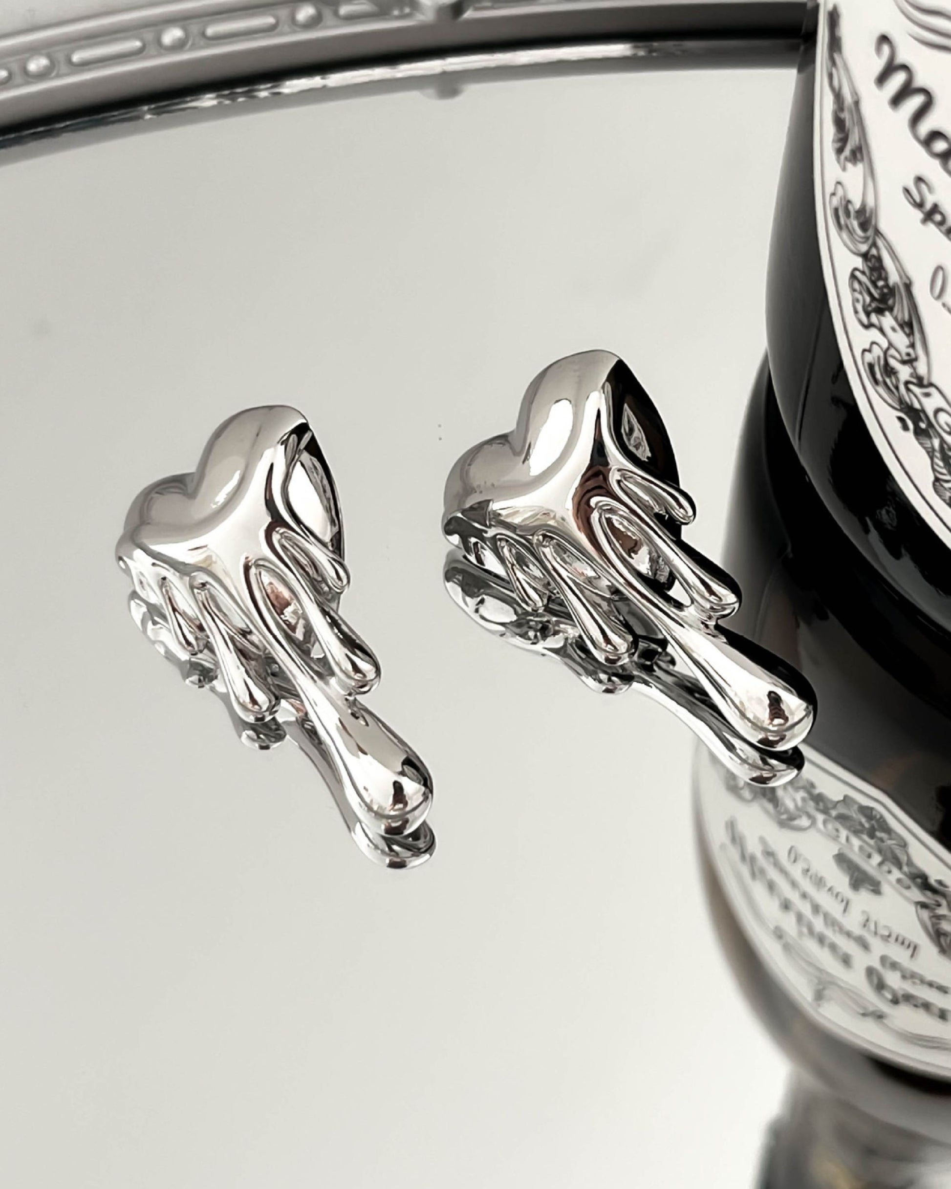 Silver_Dripping_Heart_Stud_Earrings_5