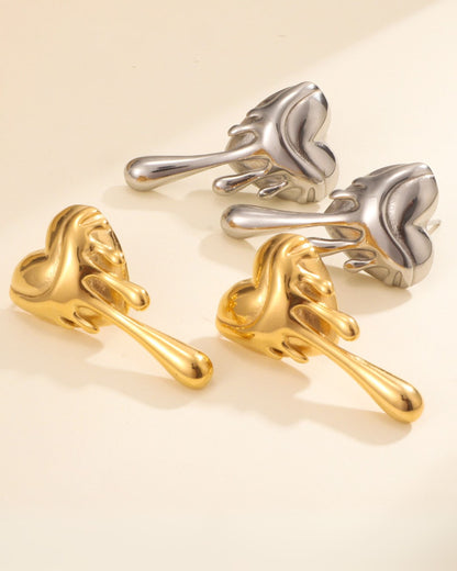 Silver_Dripping_Heart_Stud_Earrings_6