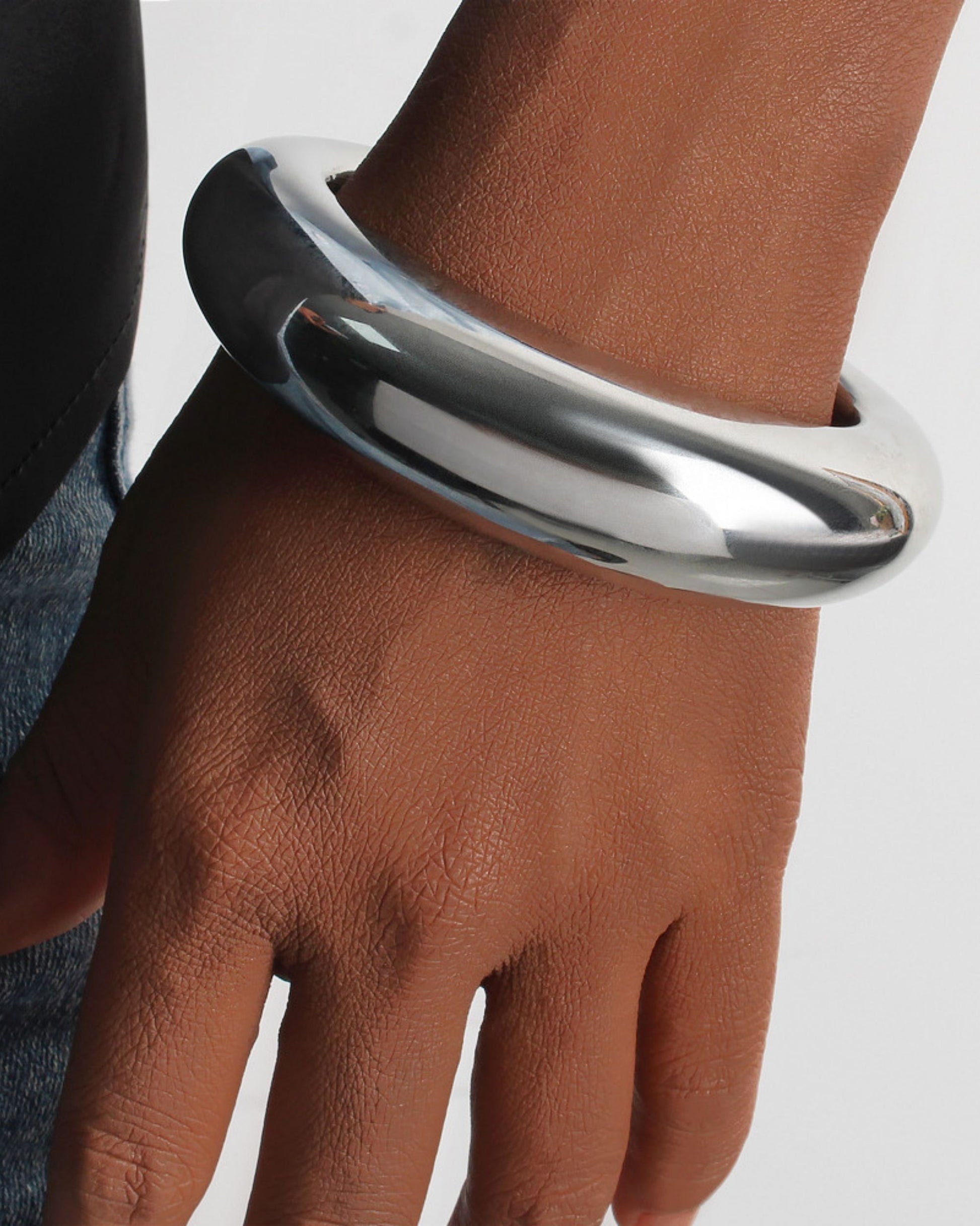 Silver_Gravity_Muse_Bangle_3