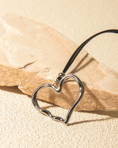 Silver_Heart_Cord_Necklace_3