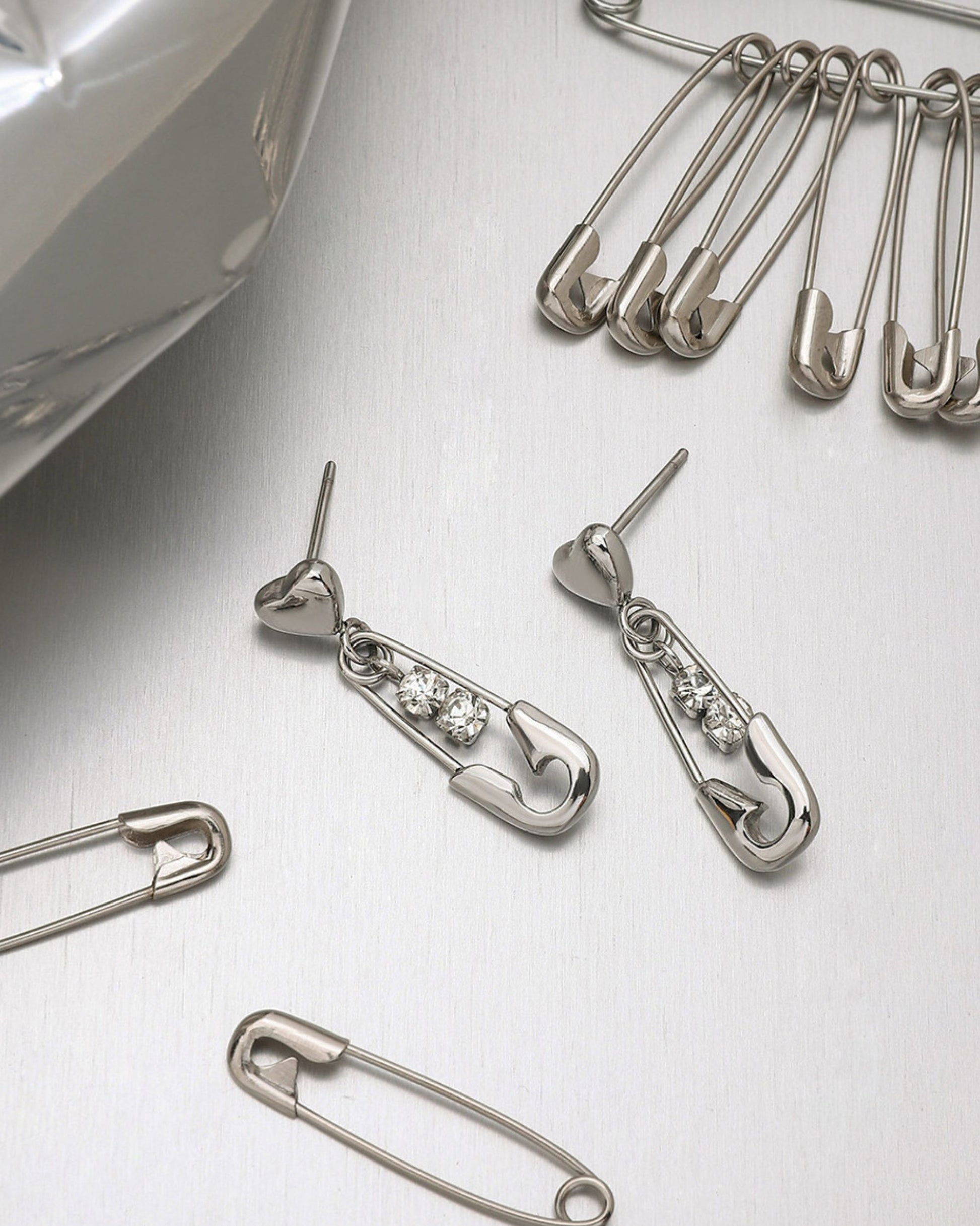 Silver_Heartpin_Crystal_Earrings_3