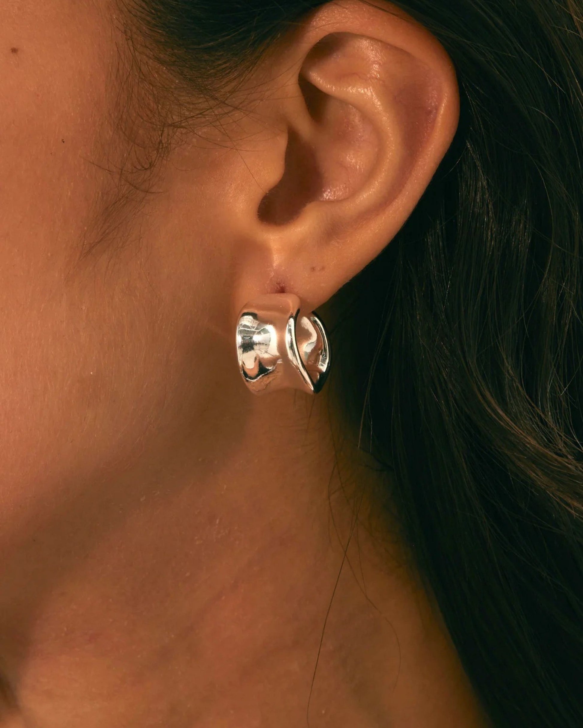 Silver_Isla_Hoop_Earrings _2