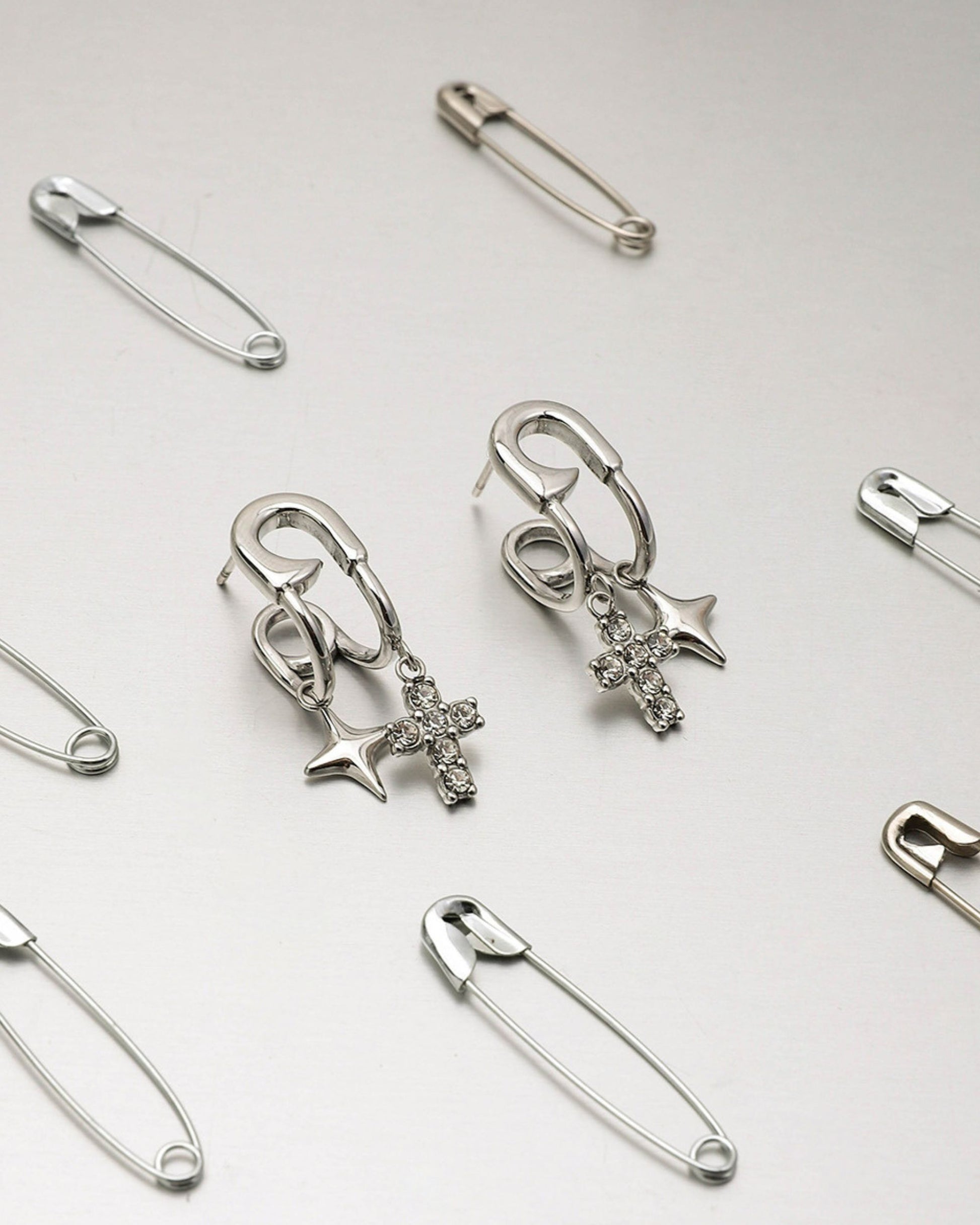 Silver_MoonCross_Link_Earrings_3