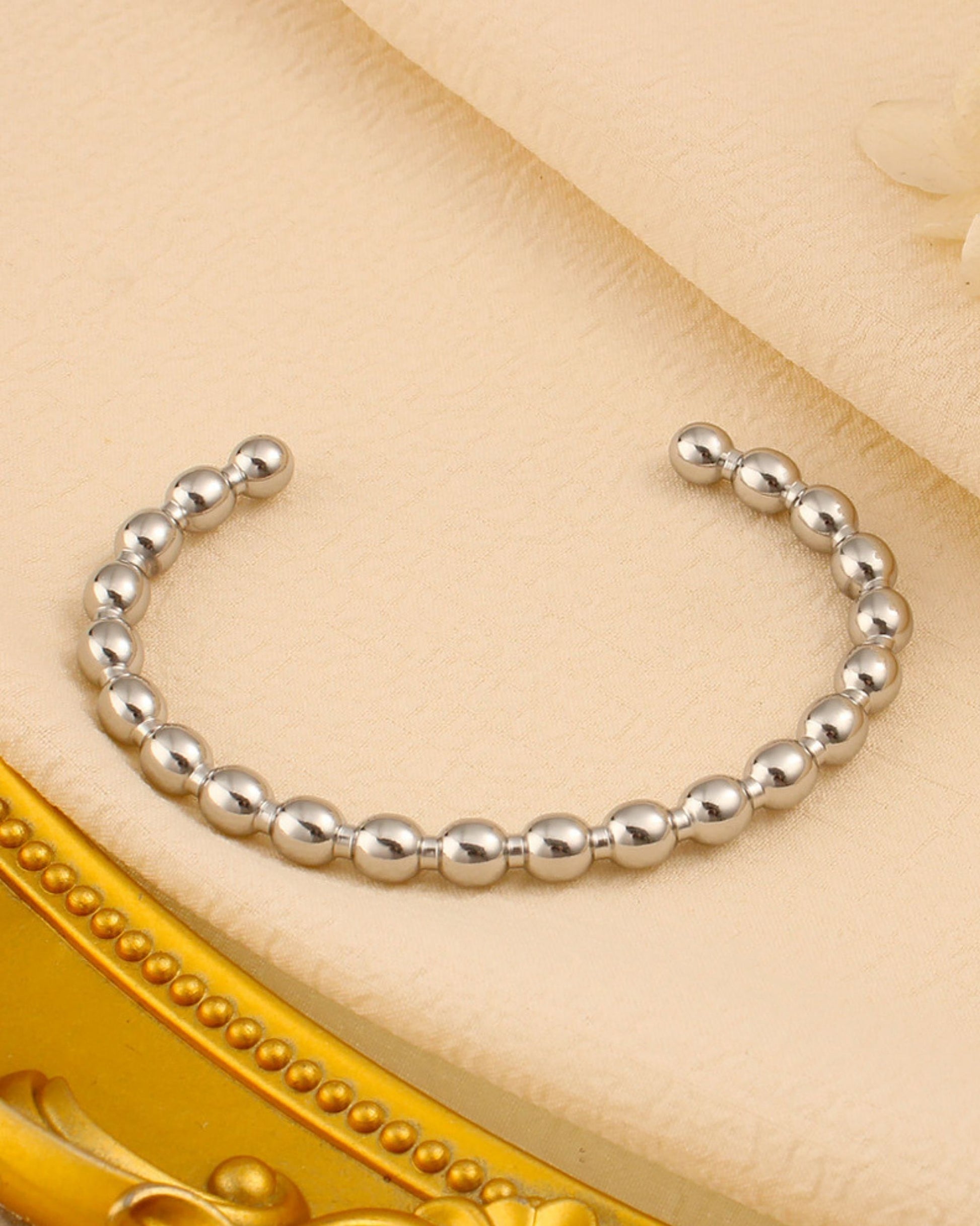 Silver_Morningdrop_Bangle_5