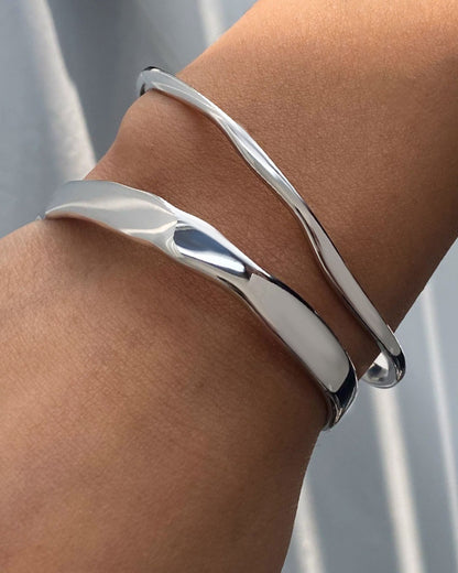 Silver_Nora_Flow_Bangle_2