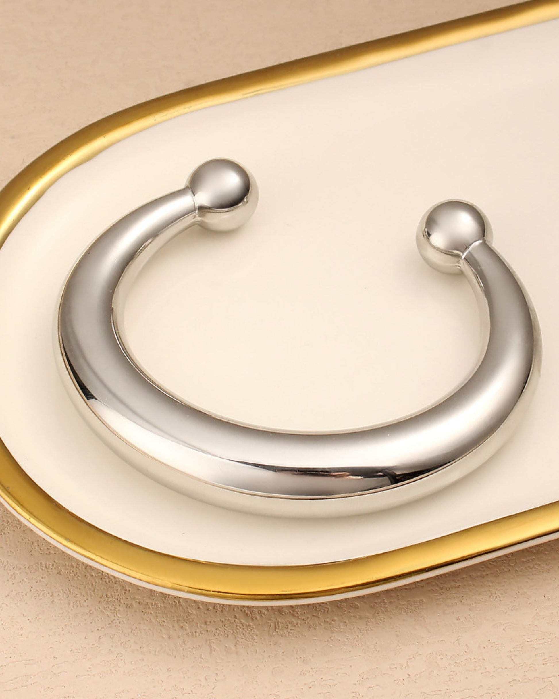 Silver_Rainspell_Bangle_4